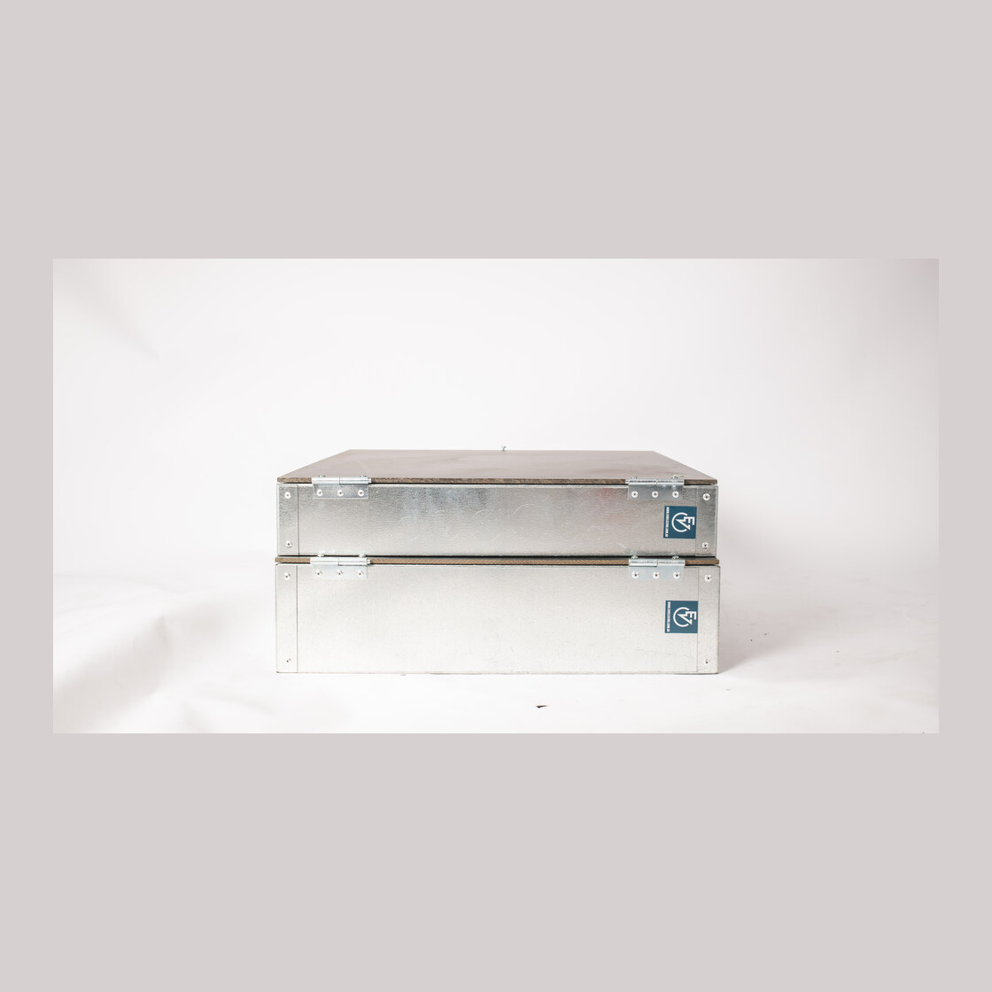 600x600x100 Panel and Surround photo 2
